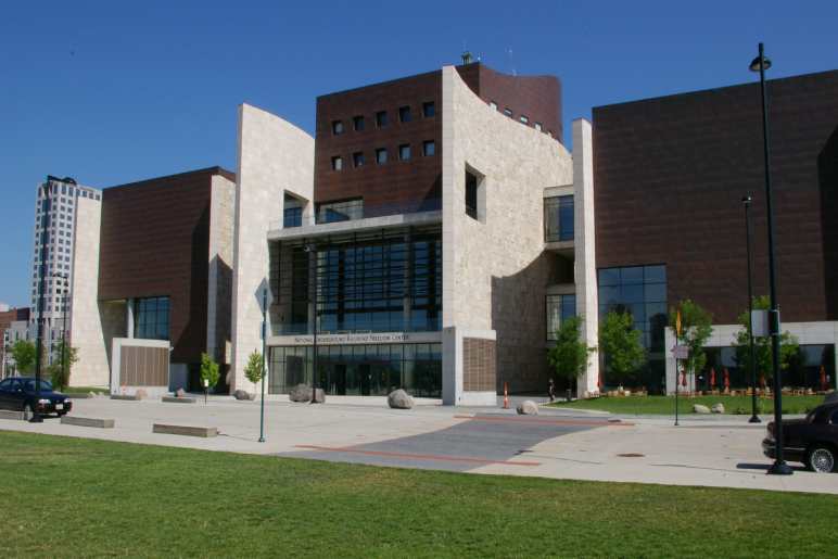 Go to the National Center for Freedom on the Underground Railroad