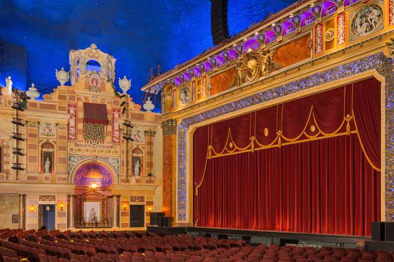 Enjoy A Show At The Saenger Theater